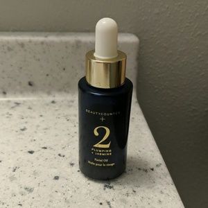 Beauty Counter No. 2 Plumping Facial Oil